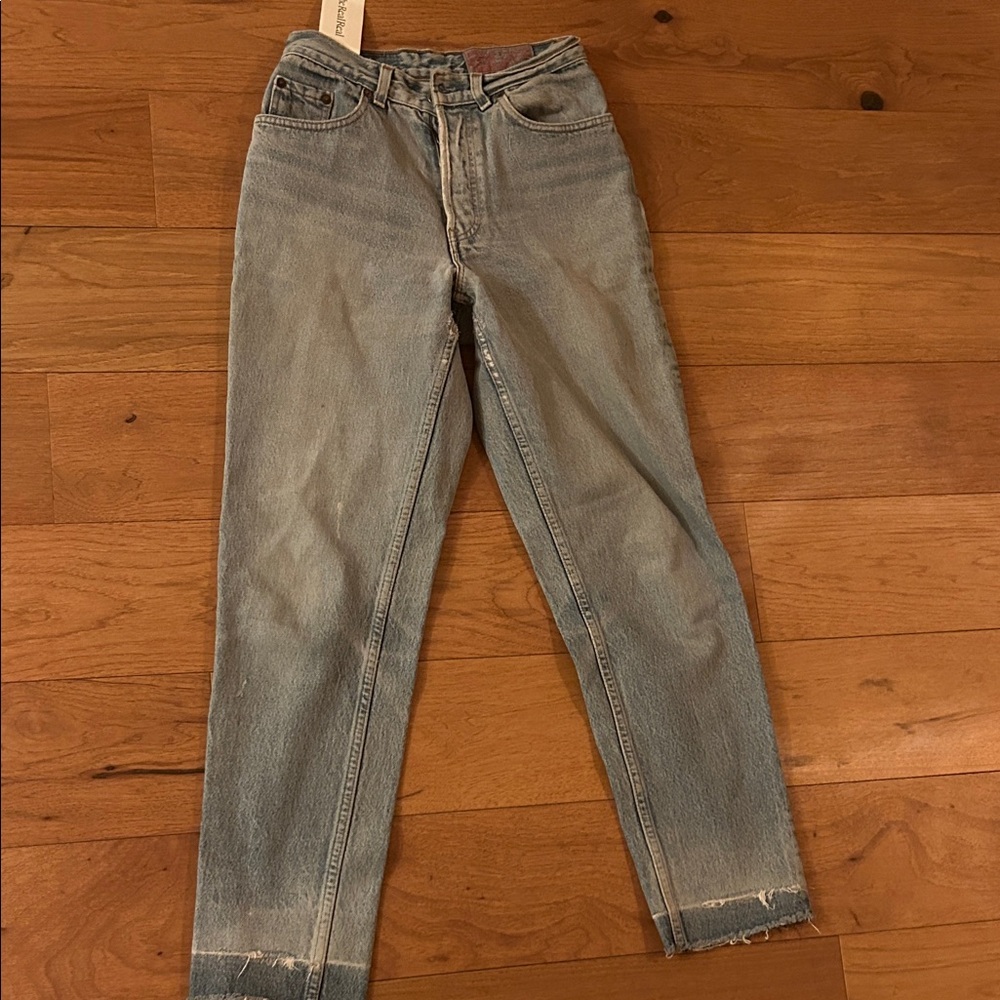 Straight Jeans in Light Blue Denim